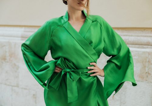 LEMANJÀ - Goddess Dresses | Kimono bold green